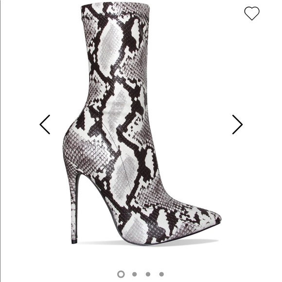 Simmi Snakeskin boots - Picture 2 of 7